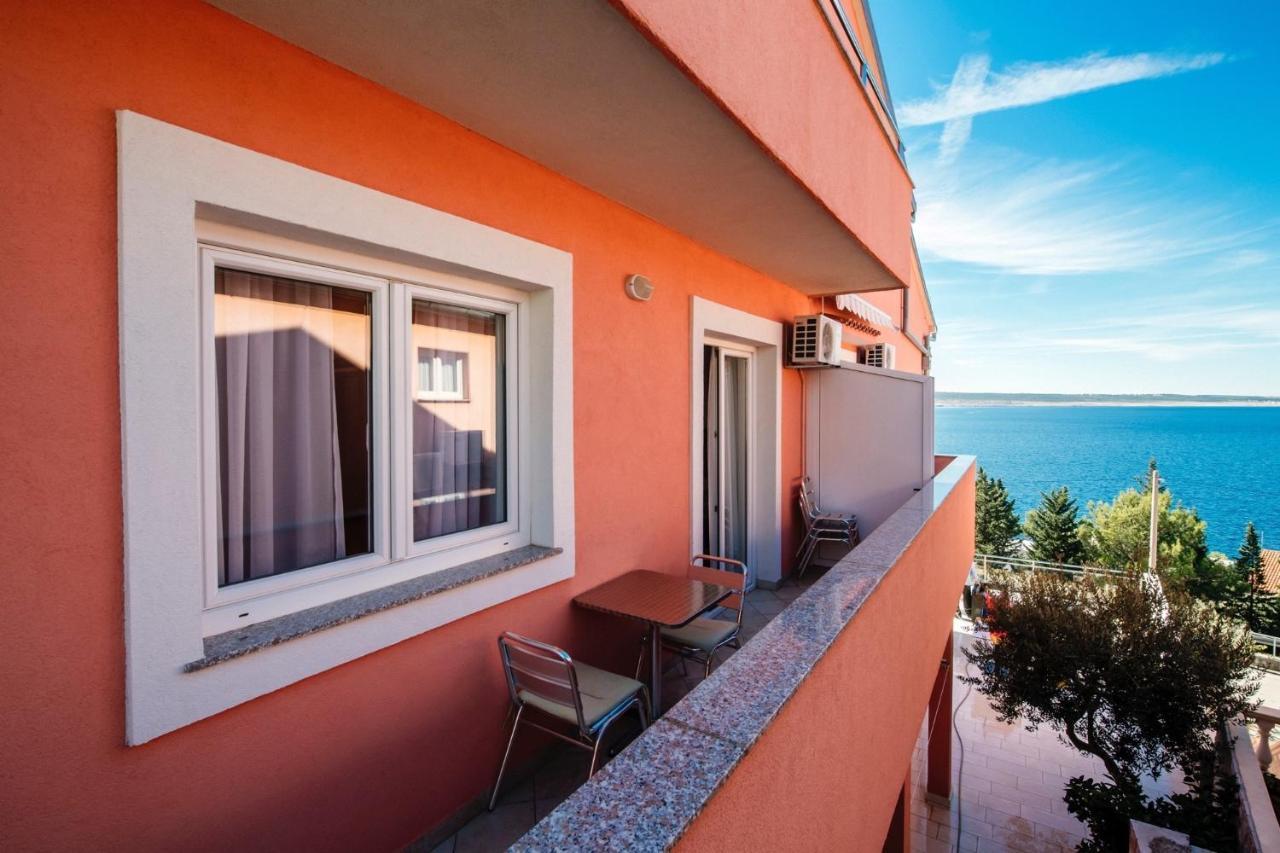 Apartments By The Sea Starigrad, Paklenica - 16421 Exteriör bild